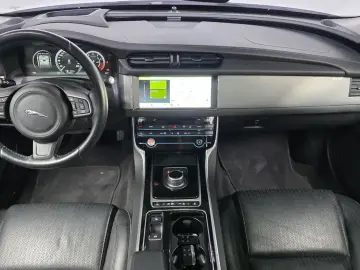 2016 Jaguar XF с пробегом 114 223 км