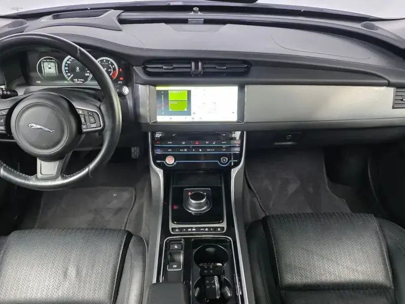 2016 Jaguar XF с пробегом 114 223 км