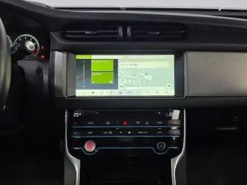 2016 Jaguar XF с пробегом 114 223 км