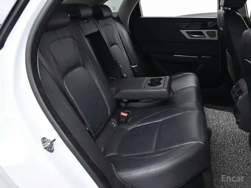 2017 Jaguar XF с пробегом 117 519 км