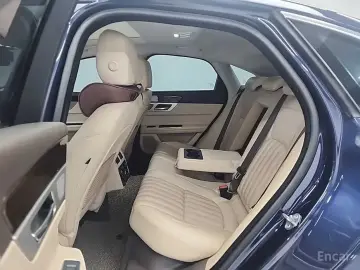 2017 Jaguar XF с пробегом 112 472 км