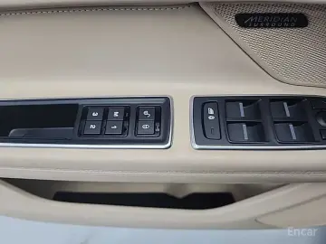 2017 Jaguar XF с пробегом 112 472 км