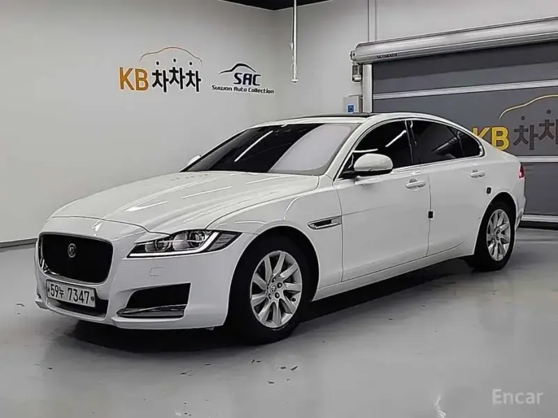 2017 Jaguar XF с пробегом 113 116 км