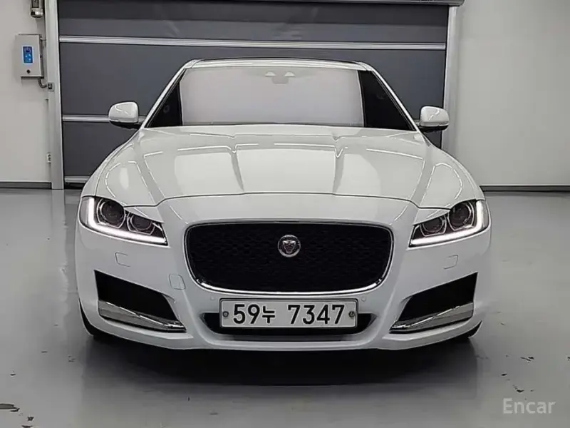 2017 Jaguar XF с пробегом 113 116 км