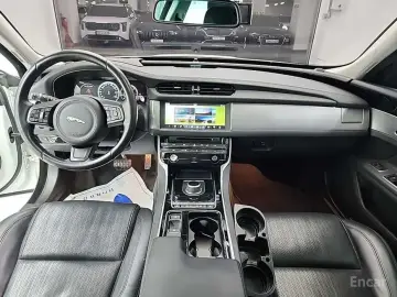 2017 Jaguar XF с пробегом 113 116 км