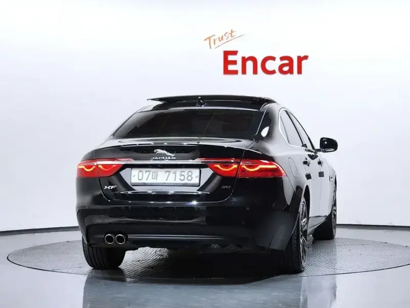 2018 Jaguar XF с пробегом 108 016 км