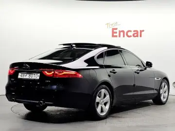 2018 Jaguar XF с пробегом 138 719 км