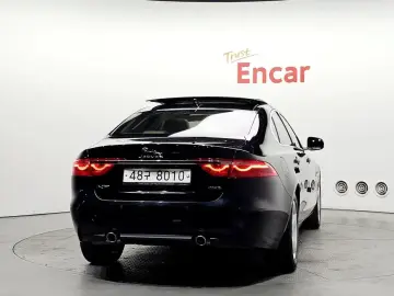 2018 Jaguar XF с пробегом 138 719 км