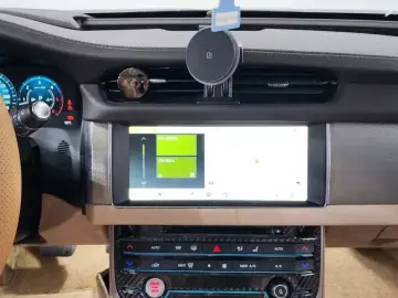 2018 Jaguar XF с пробегом 108 016 км