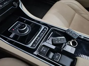 2018 Jaguar XF с пробегом 138 719 км