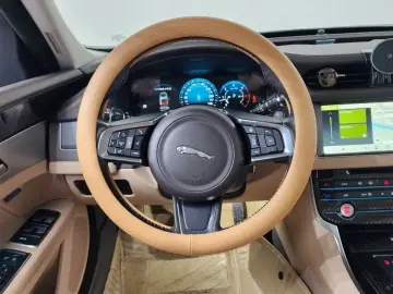 2018 Jaguar XF с пробегом 108 016 км