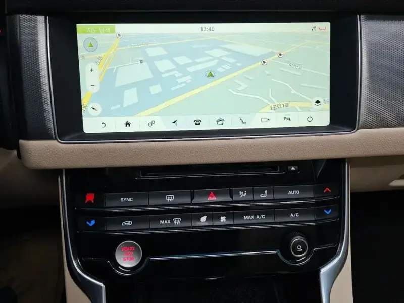 2018 Jaguar XF с пробегом 138 719 км