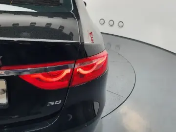 2018 Jaguar XF с пробегом 108 016 км