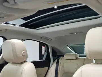 2018 Jaguar XF с пробегом 138 719 км