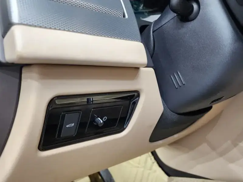 2018 Jaguar XF с пробегом 108 016 км
