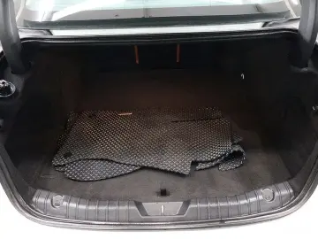 2017 Jaguar XF с пробегом 266 140 км