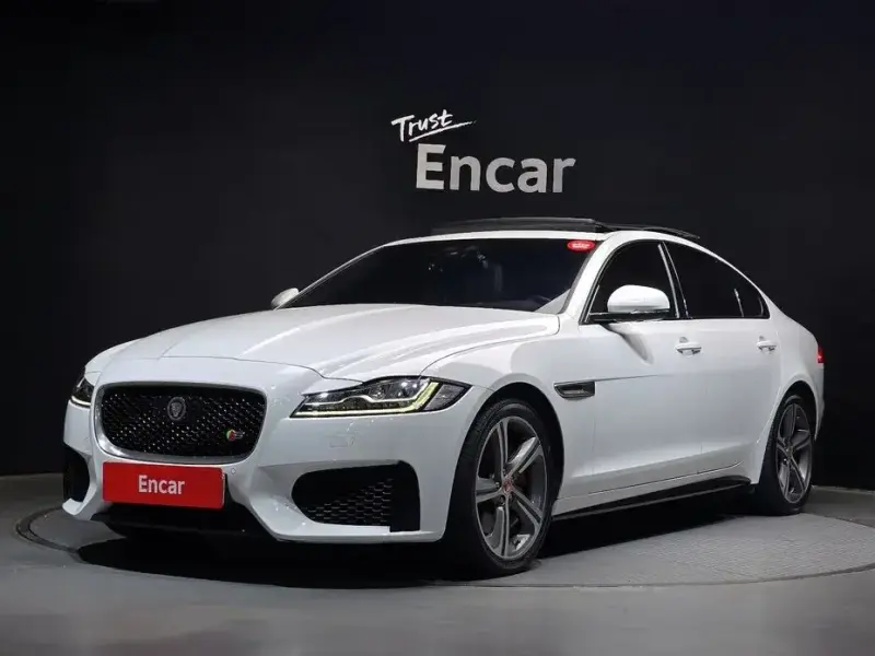 2016 Jaguar XF с пробегом 125 162 км