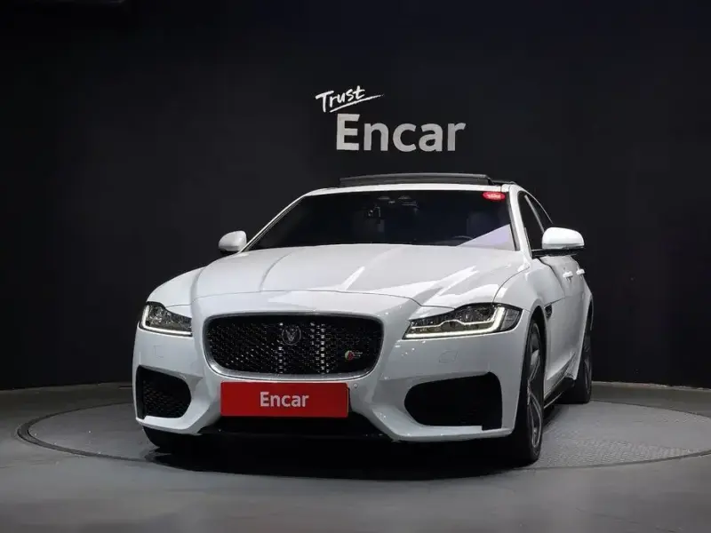 2016 Jaguar XF с пробегом 125 162 км