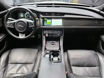 2016 Jaguar XF с пробегом 125 162 км