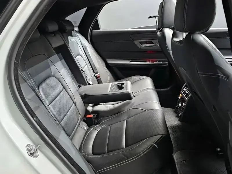 2016 Jaguar XF с пробегом 125 162 км