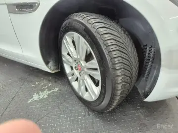 2017 Jaguar XF с пробегом 139 671 км