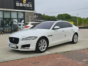 2019 Jaguar XF с пробегом 68 000 км