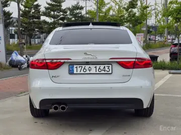 2019 Jaguar XF с пробегом 68 000 км