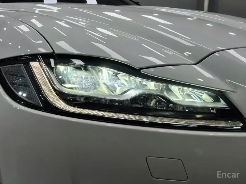 2017 Jaguar XF с пробегом 139 671 км