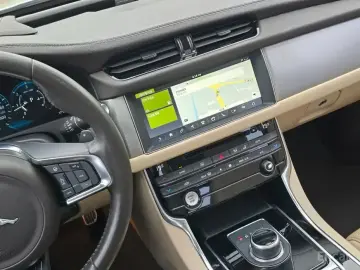 2019 Jaguar XF с пробегом 68 000 км