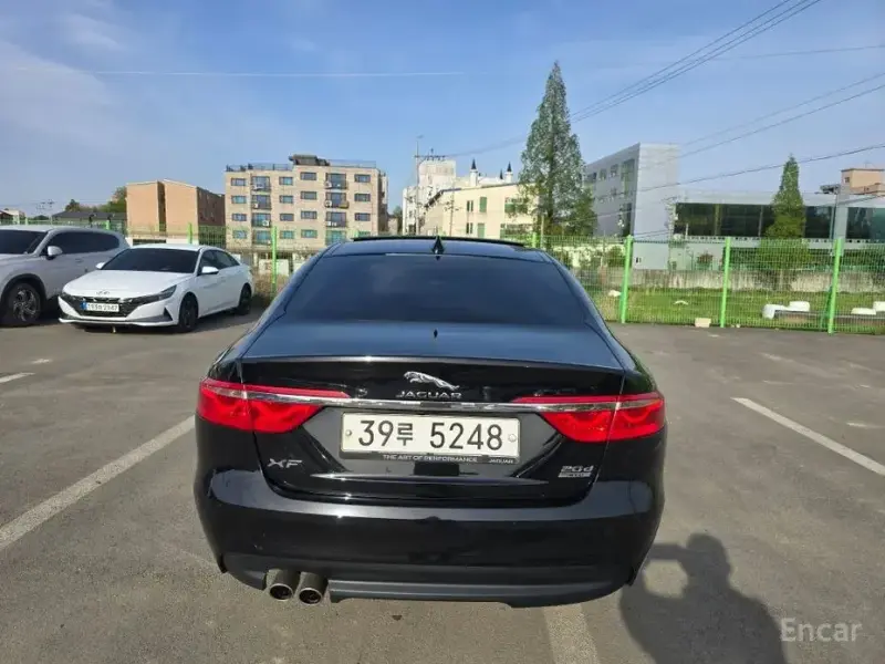 2017 Jaguar XF с пробегом 160 223 км