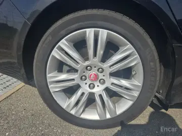 2017 Jaguar XF с пробегом 160 223 км