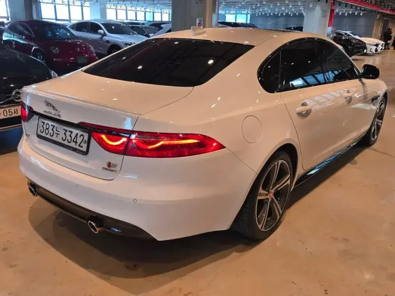 2019 Jaguar XF с пробегом 50 000 км