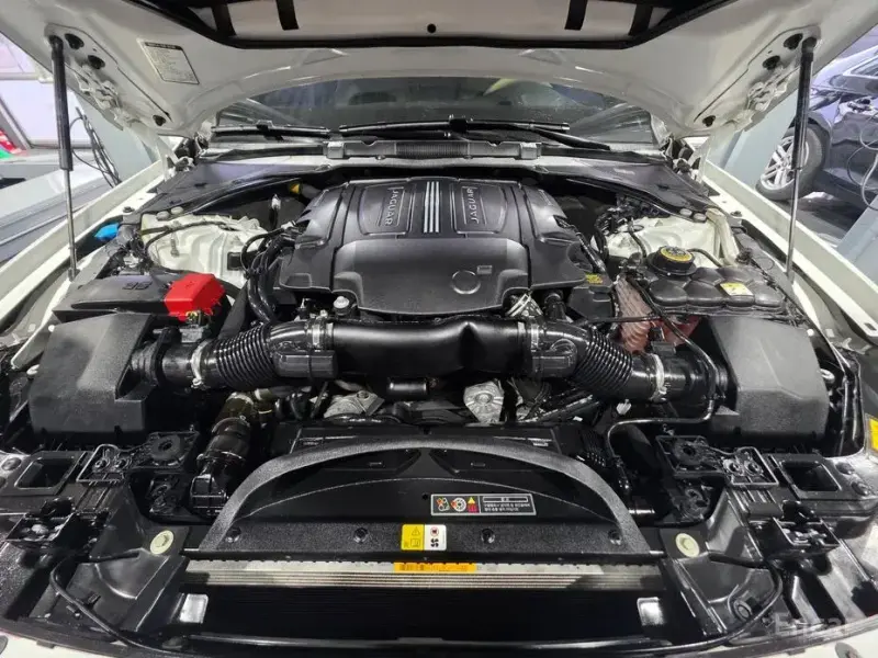 2019 Jaguar XF с пробегом 50 000 км