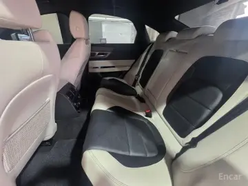 2019 Jaguar XF с пробегом 50 000 км