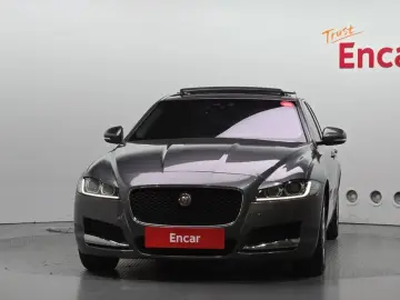 2016 Jaguar XF с пробегом 116 636 км