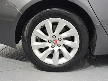 2016 Jaguar XF с пробегом 116 636 км