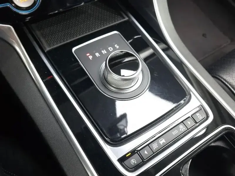 2016 Jaguar XF с пробегом 116 636 км