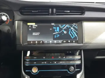 2016 Jaguar XF с пробегом 116 636 км