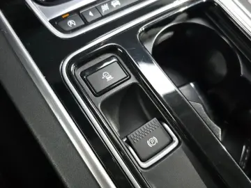 2016 Jaguar XF с пробегом 116 636 км