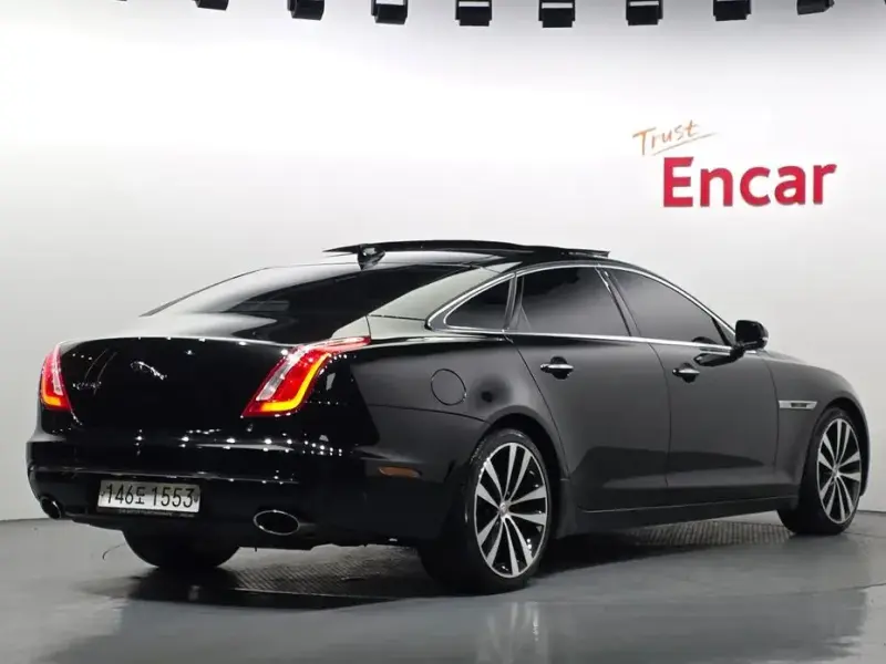 2019 Jaguar XJ с пробегом 87 213 км