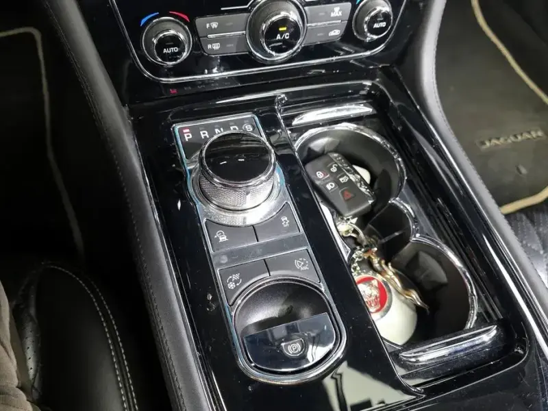 2019 Jaguar XJ с пробегом 87 213 км