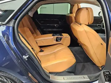 2017 Jaguar XJ с пробегом 100 587 км