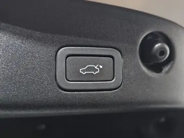 2016 Jaguar XJ с пробегом 101 937 км