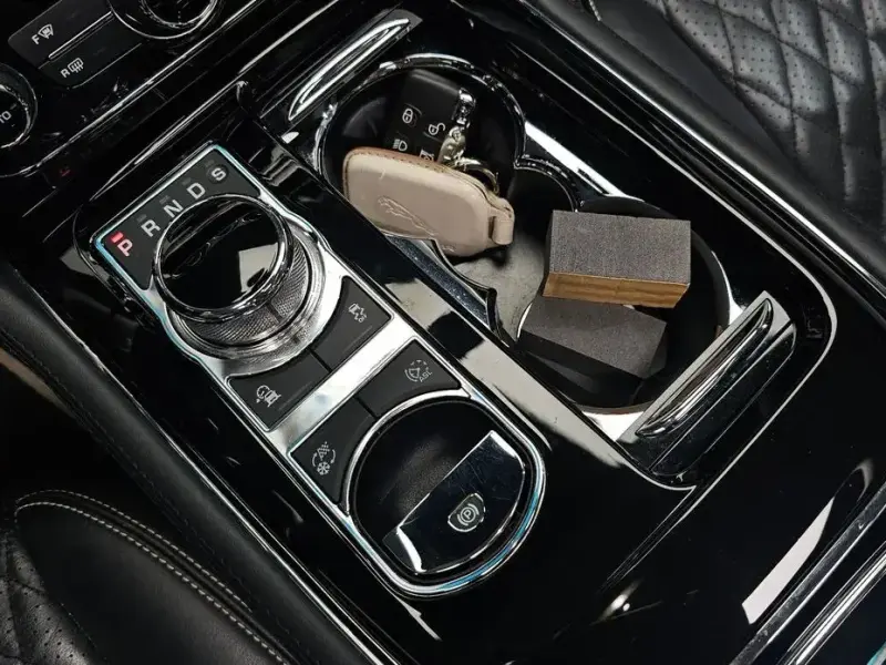 2019 Jaguar XJ с пробегом 87 336 км