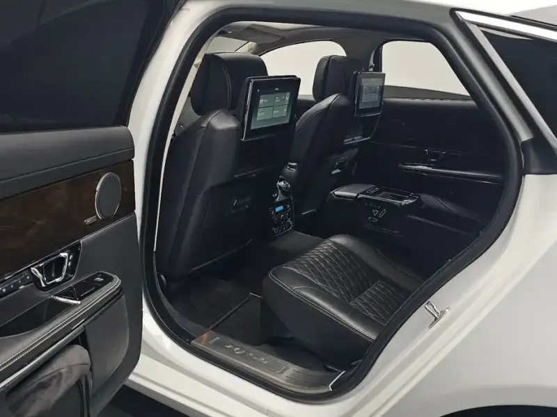 2019 Jaguar XJ с пробегом 87 336 км