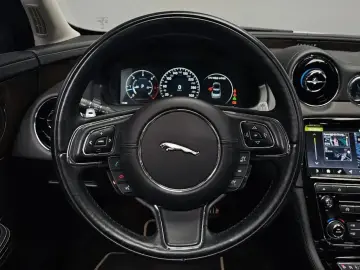 2019 Jaguar XJ с пробегом 87 336 км