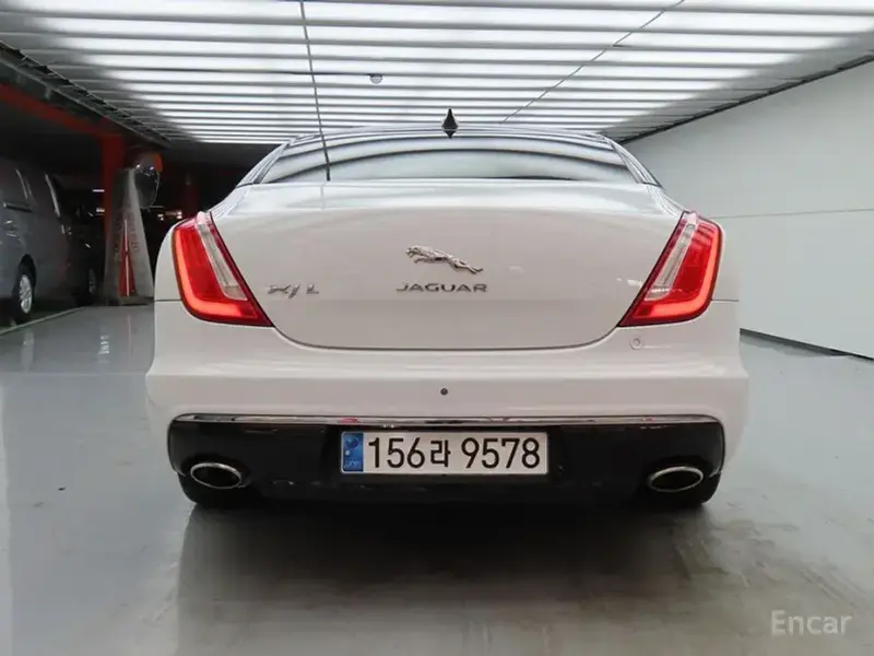 2016 Jaguar XJ с пробегом 177 583 км