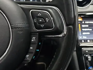 2019 Jaguar XJ с пробегом 87 336 км