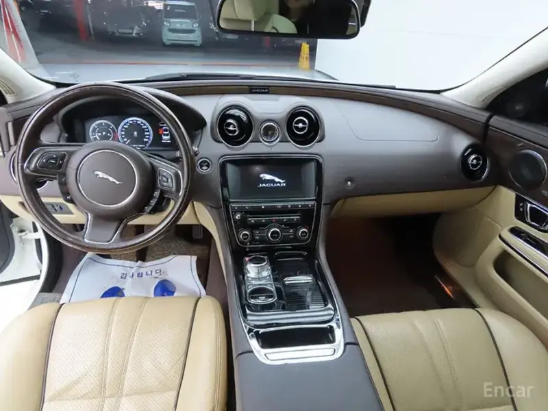 2016 Jaguar XJ с пробегом 177 583 км