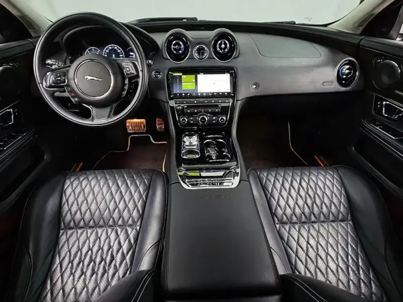 2019 Jaguar XJ с пробегом 117 495 км